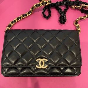 Chanel Wallet on Chain - new with receipt